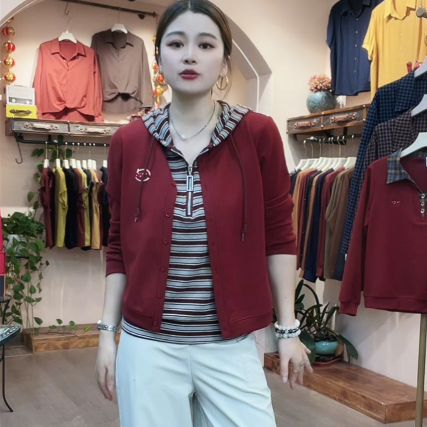 秋装新款假两件连帽女士打底衫