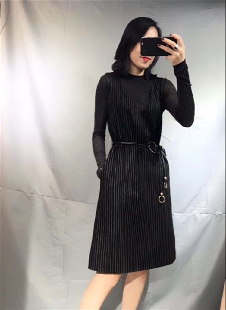 法式小众黑色两件套裙女长袖网纱打底加背心条纹显瘦无袖连衣裙春