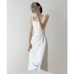 方领白色连衣裙女高级感2024夏季 长款 无袖 法式 领证气质吊带小白裙