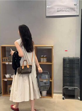初恋白色背心连衣裙ins夏季高级感气质显瘦长裙搭配开衫两件套女