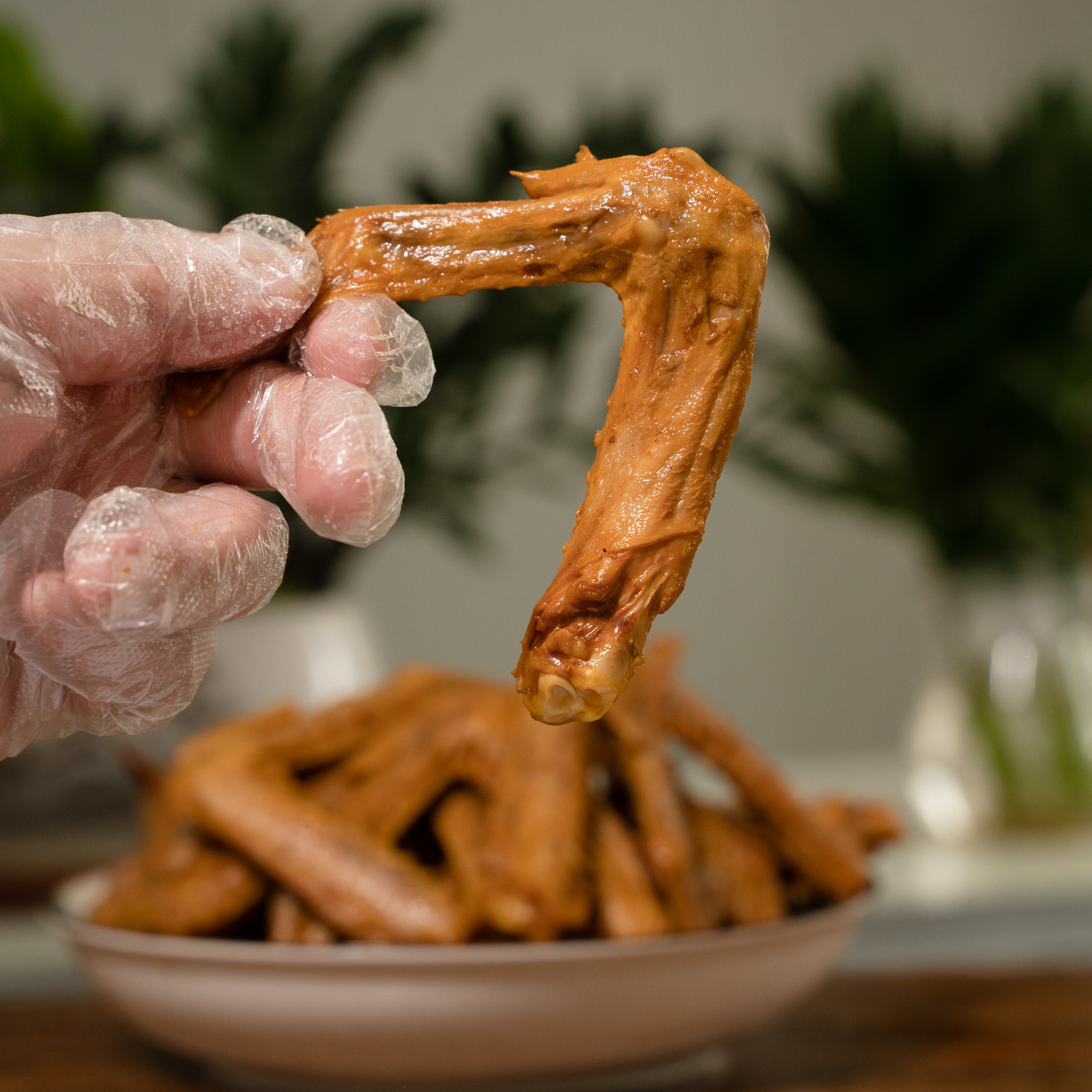 5个装广西泡椒鸭翅鸭爪卤鸭翅鸭脚奶茶店同款卤味即食零食组合