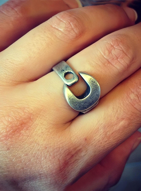 复古重工潮牌创意开口扳手戒指机车男女情侣对戒钛钢刻字指环饰品