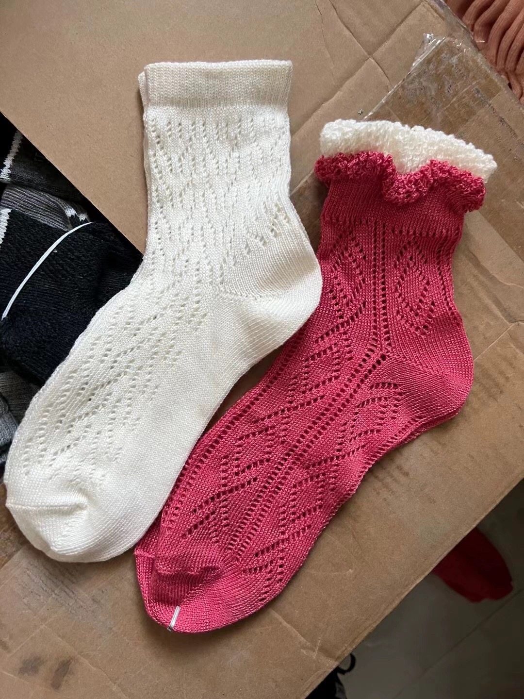 新款外单出口春夏款网眼袜子女袜35-38码  只有红色 3双,女士内衣/男士内衣/家居服,短袜,淘宝优惠券,粉丝福利购,淘宝优惠卷