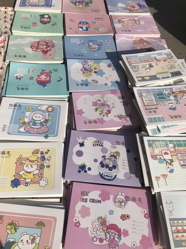 胶装空白美术本A4。290*210cm.2