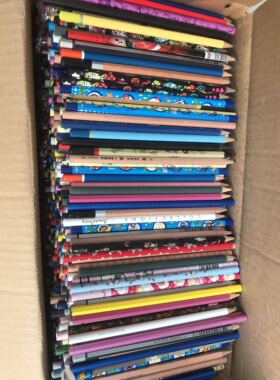 大杂烩学生写字铅笔 140支基本上都是HB 可能有其他型号