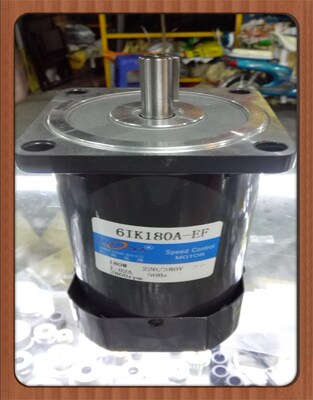 松岗电机 180W三相二级光轴电机6IK180A-EF 2800转 380V 轴14键5