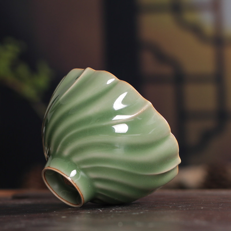青瓷王文手工品茗杯功夫茶杯大号单杯家用茶具龙泉陶瓷主人杯茶盏