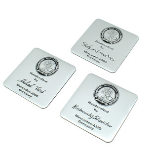 适用奔驰苹果树AMG车标 GLA级C级E SR改装发动机盖设计师签名标贴