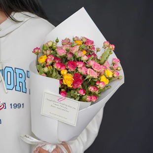 ins森系干花花束满天星真花永生花玫瑰生日礼物情人节见面送女友