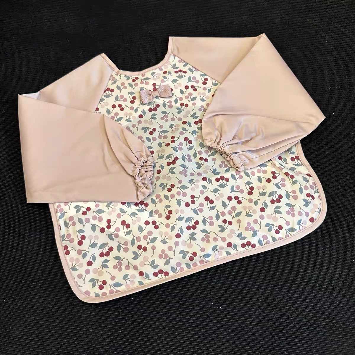 日单pm futa 防水饭兜辅食围兜防水吃饭专用饭兜围嘴防脏衣画画衣