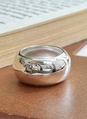 纯银质感泥鳅背宽版戒指