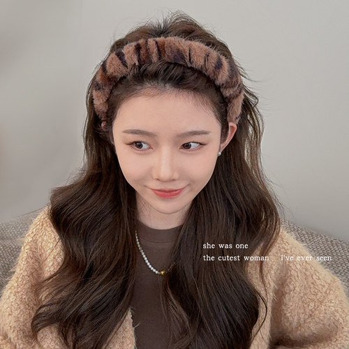 韩系豹纹带齿毛绒发箍女洗脸发卡