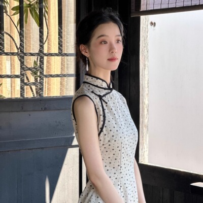 Ti提提 来来白色小花 中式无袖改良长款旗袍新款气质国风修身长裙