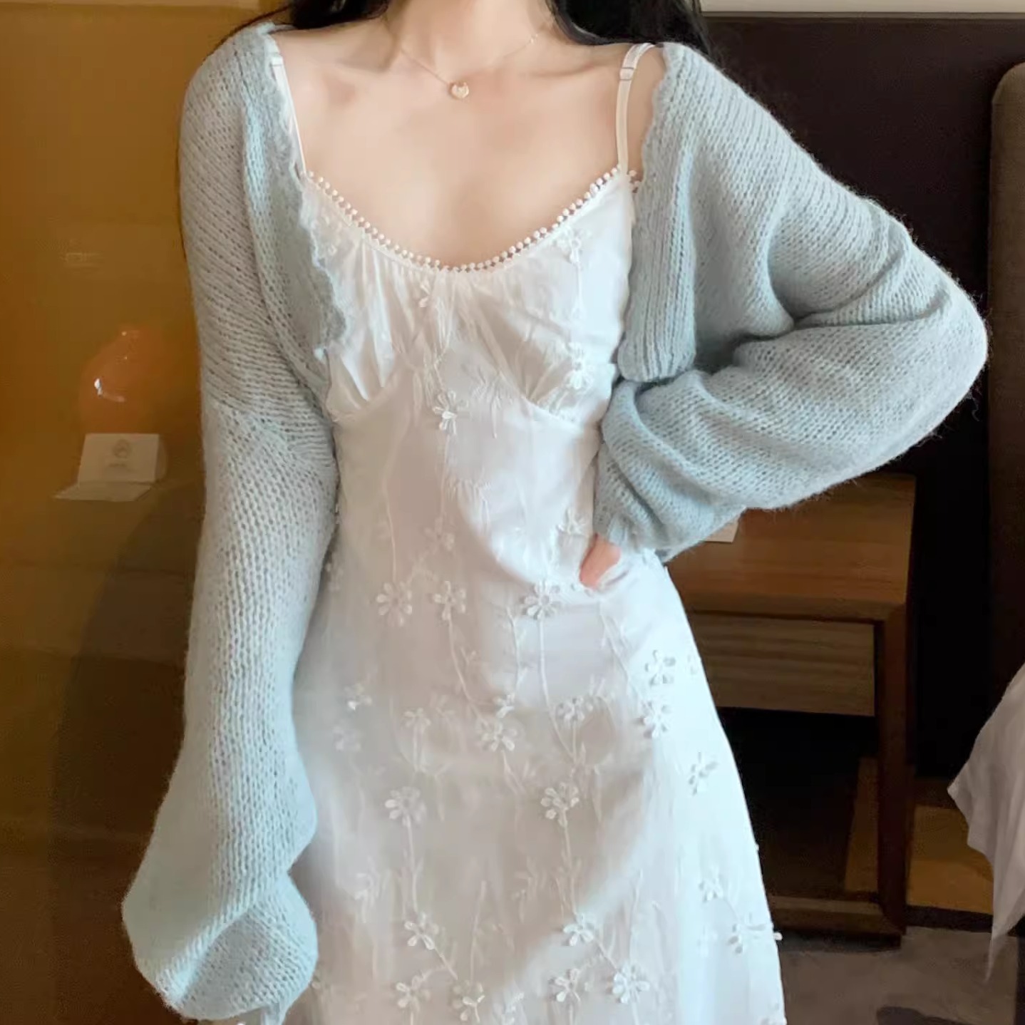 游小姿【白兔岛】白月光吊带连衣裙温柔风穿搭甜美可爱公主仙女裙