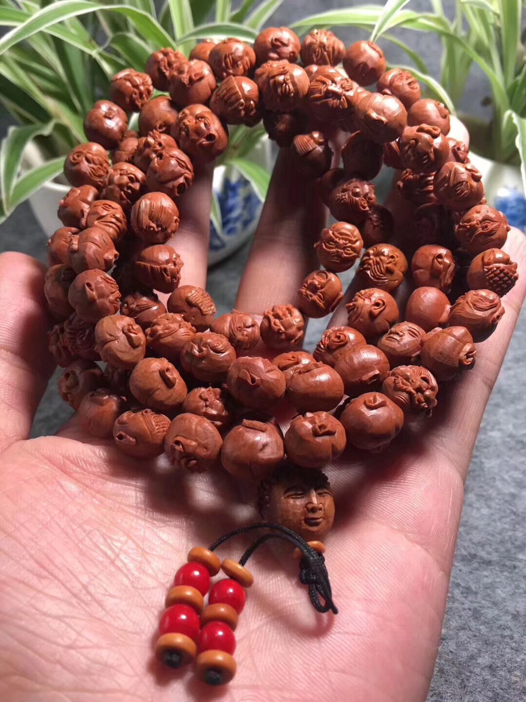 龙纹山桃核雕刻小核108颗罗汉单面长串项链野生龙纹山桃核