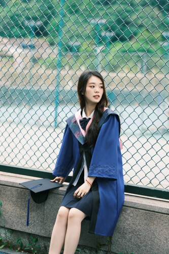 西安大学生 硕士服 毕业 礼服出租   导师服