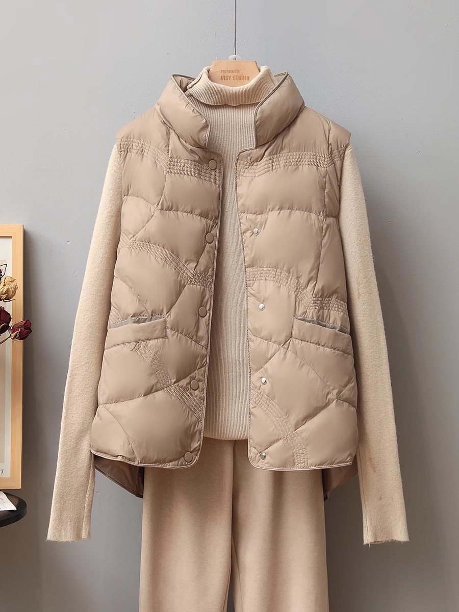 清仓捡漏~秋冬短款外套女轻薄羽绒棉马甲立领祥云压纹马夹背心女