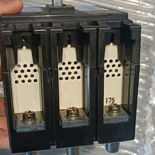 带脱扣S 全新寺崎断路器XH225NS 175A