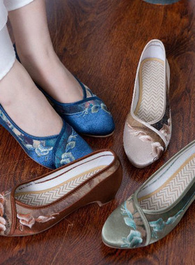 民族风北京布鞋绣花鞋配马面裙旗袍软底新中式古风中老年妈妈鞋