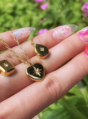 法式钛钢镀18K金立体桃心项链