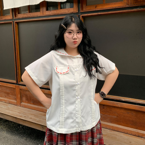 YUZI鱼子学院风翻领短袖衬衫减龄