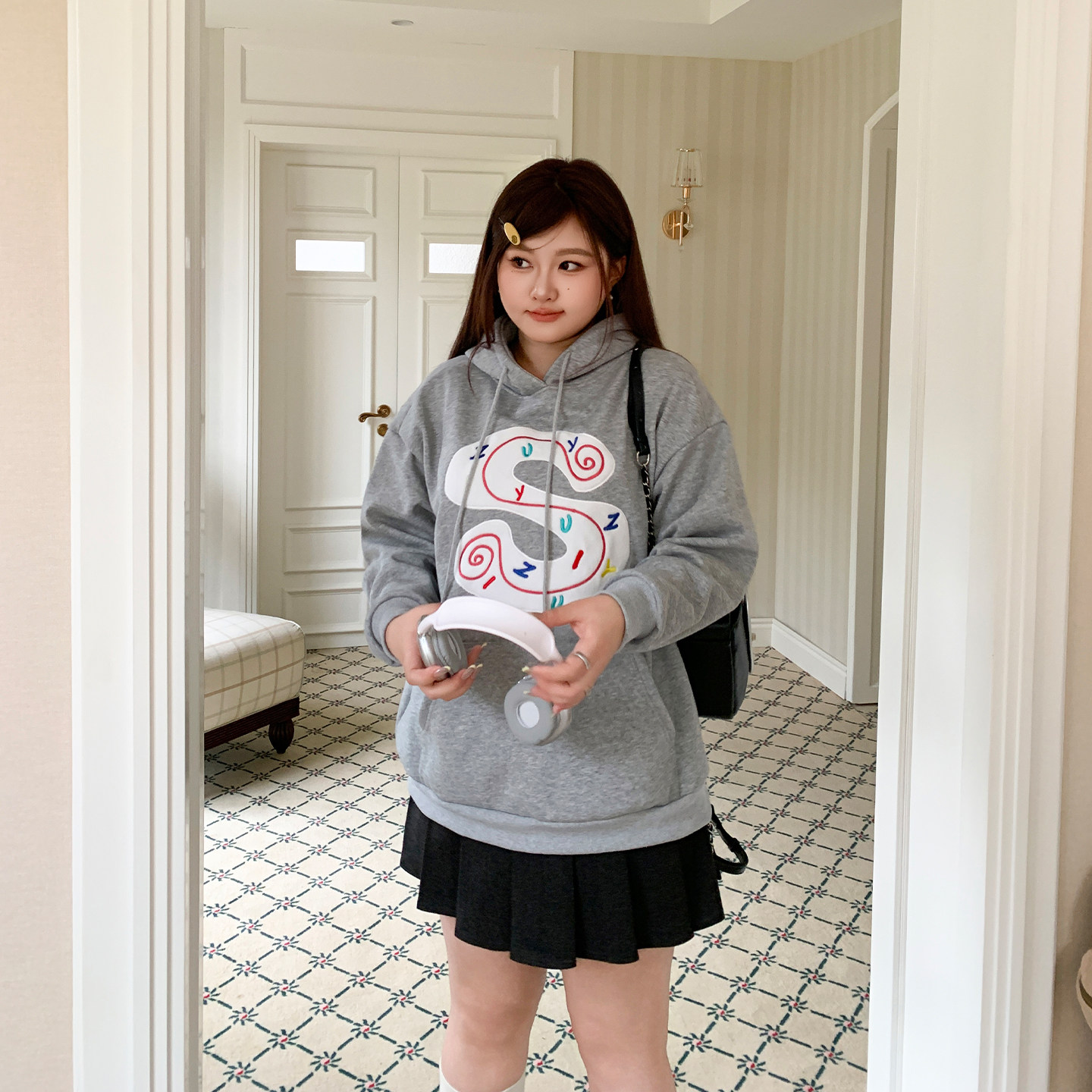 YUZI鱼子贴布绣连帽卫衣加绒加厚抽绳灰色宽松落肩袖甜酷大码女装,女装/女士精品,大码内搭,淘宝优惠券,粉丝福利购,淘宝优惠卷