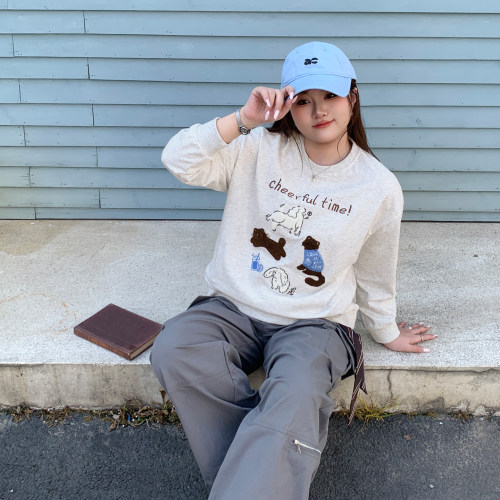 YUZI鱼子休闲卡通刺绣卫衣大码女