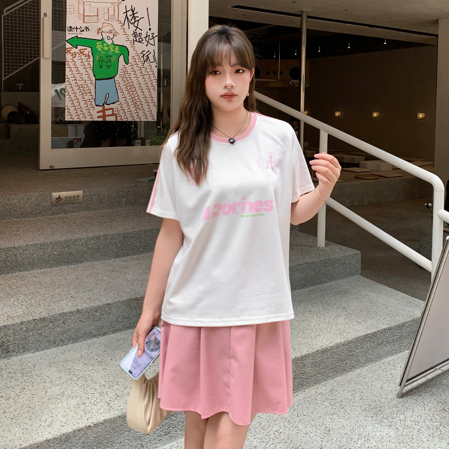 YUZI鱼子美式复古运动短袖T恤时尚搭宽宽松撞色印花上衣大码女装