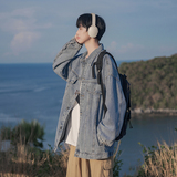 浅蓝色
