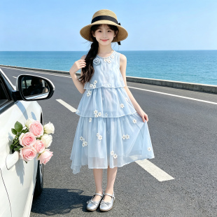 女童蓝色雏菊无袖连衣裙夏季清新公主蛋糕裙中大童度假风2026新款