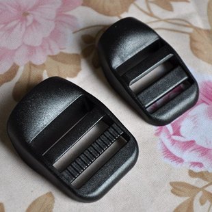 M233防滑目字扣 EDC户外运动服饰包具配件DIY好帮手25mm织带插扣