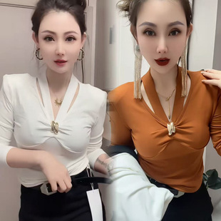 加绒独特漂亮打底衫女可外穿2025新款秋冬季洋气内搭加厚保暖上衣