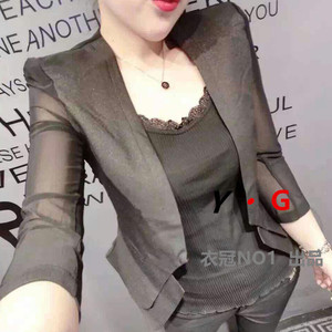 春季小西装上衣女2021韩版小西服短款修身潮网红ins薄款爆款外套