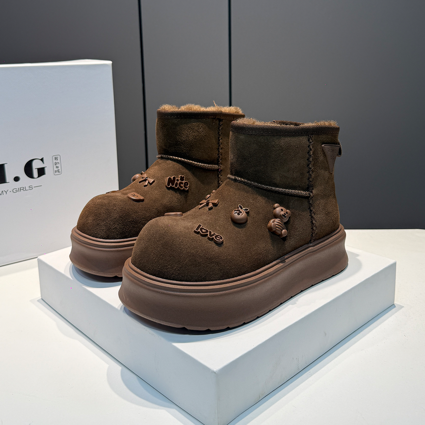 厚底时尚雪地靴女2025冬季新款