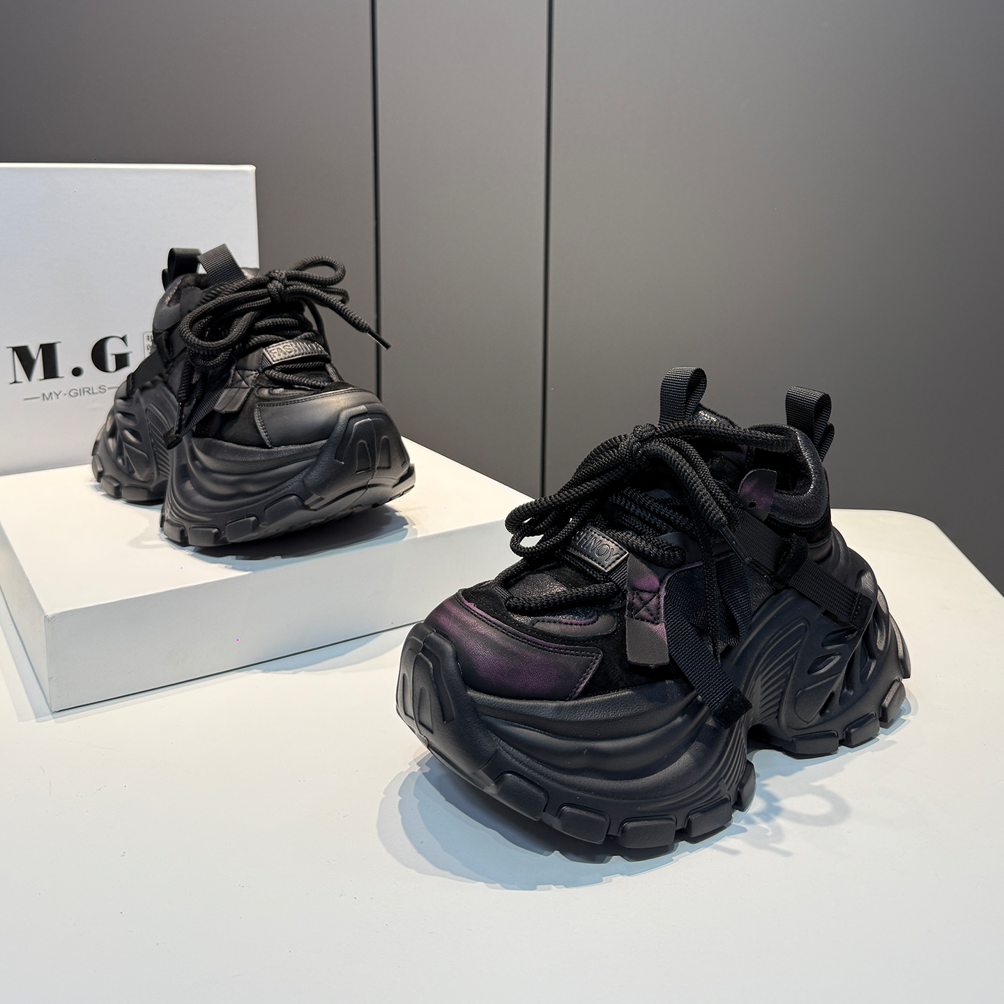 时尚老爹鞋女2025秋冬新款真皮