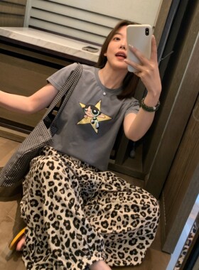 HLY夏减龄小女警卡通数码印花T恤高支棉舒适透气亲肤圆领短袖女