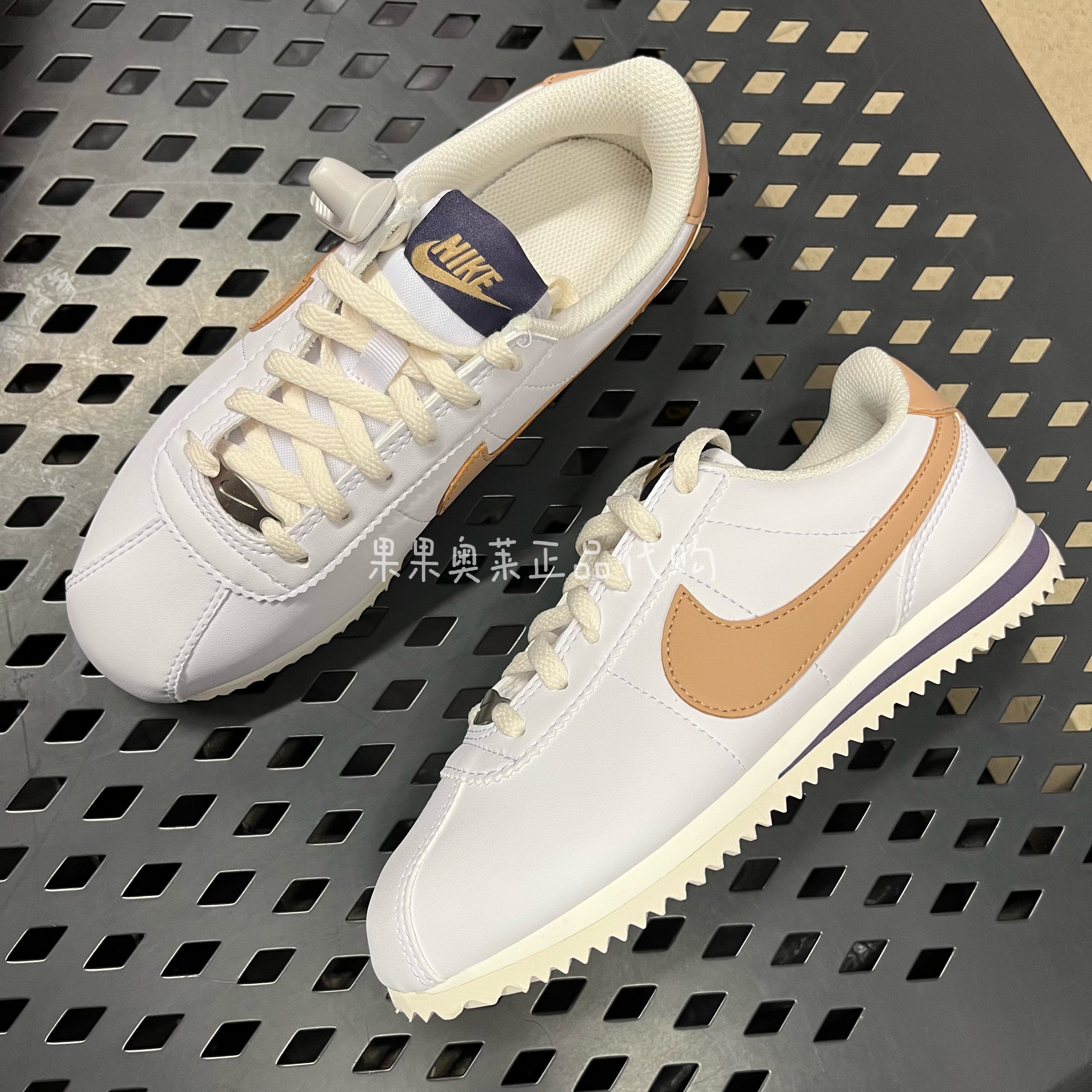 耐克Nike Classic Cortez女子大童低帮轻便阿甘休闲鞋DM0950-110