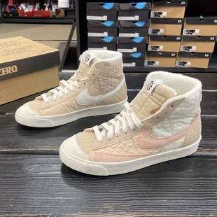 耐克/Nike 女子冬季经典高帮运动加绒保暖板鞋DO7445-261