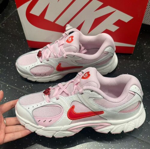 Nike/耐克 V5 RNR 大童舒适贴合缓震透气低帮跑步鞋IQ0220-121
