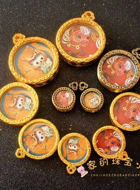 拥抱黄白柳赤马圆形小唐卡高清复刻款唐卡吊坠普绘众生原创设计