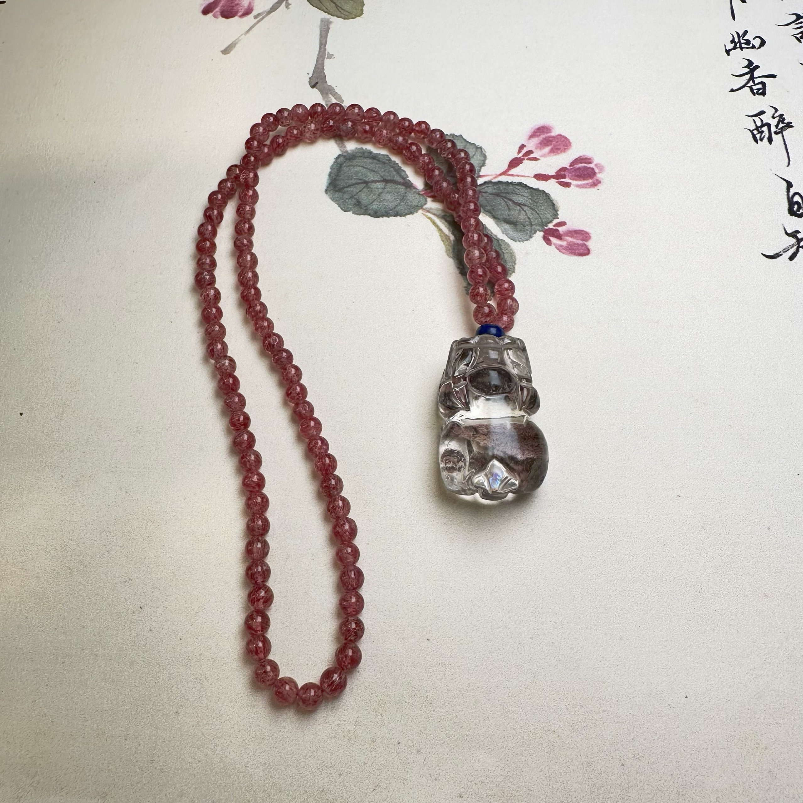 卡31×19×厚13mm天然绿幽灵吊坠红幽灵花配草莓晶车挂