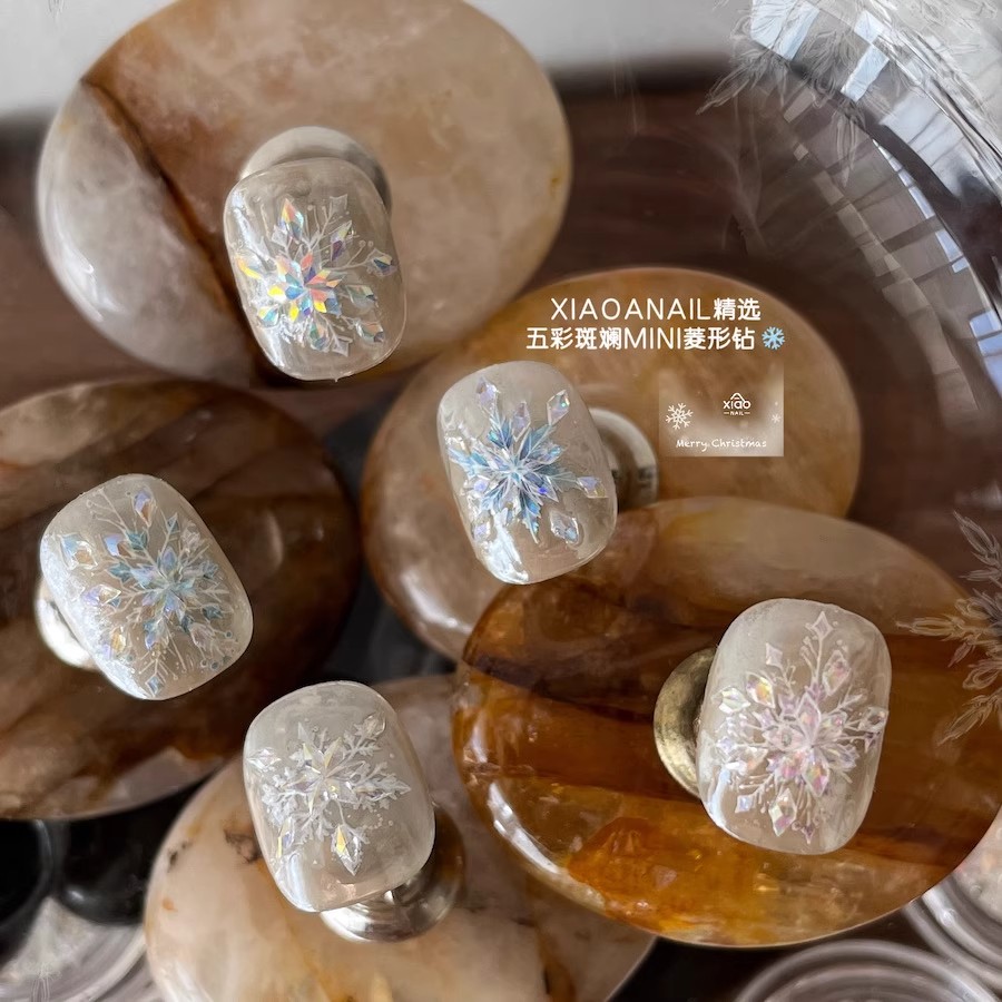 XIAO A NAIL网红七彩MINI菱形平底美甲钻超闪雪花圣诞新年指甲贴