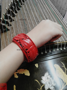 收藏升值款式结婚生日礼物纪念礼品雕漆老货手工雕刻特宽蝶恋手镯