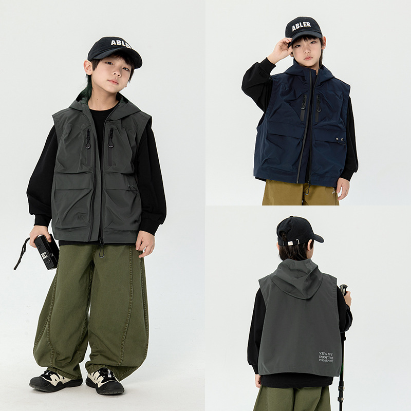 非棉良品日系男童马甲2025秋新款儿童工装马夹帅气男宝机能风背心