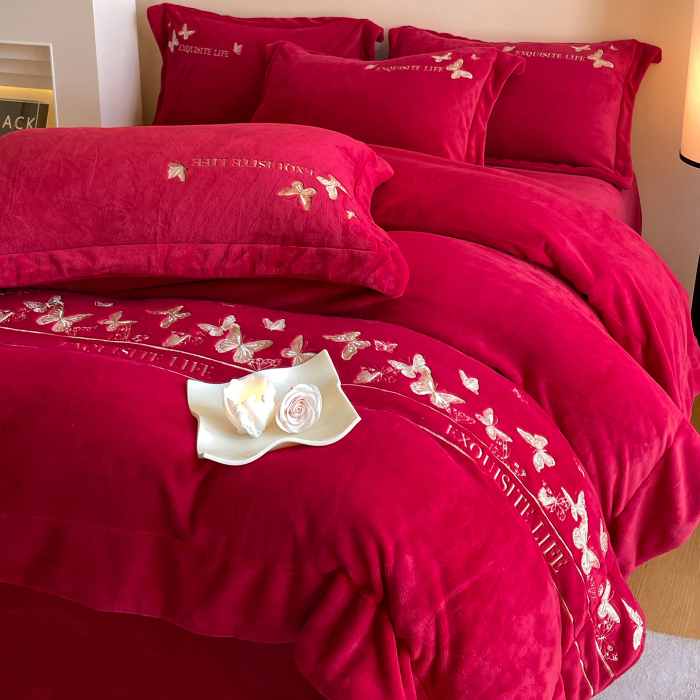 牛奶绒婚庆四件套红色蝴蝶被套秋冬季加厚保暖珊瑚绒结婚陪嫁床品