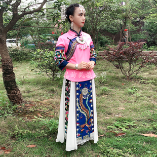 民族风刺绣土家族女装日常穿绣花少数民族服装苗族苗服春夏款上衣