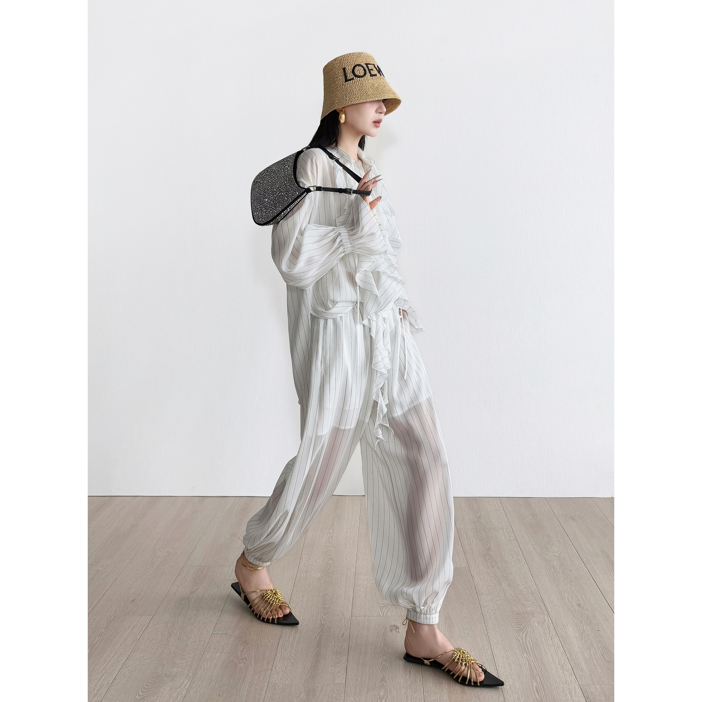 NancyCavally专柜款清爽凉感桑蚕丝 灵动荷叶边衬衫/灯笼裤套装