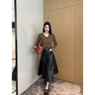 NancyCavally轻薄0压感V领打底衫