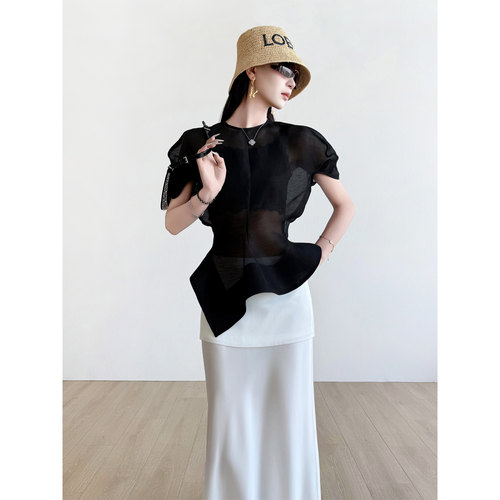 NancyCavally薄纱极简泡泡袖上衣