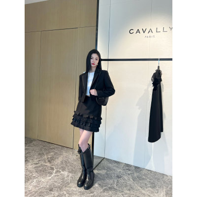 NancyCavally奢美珠光感西装套装